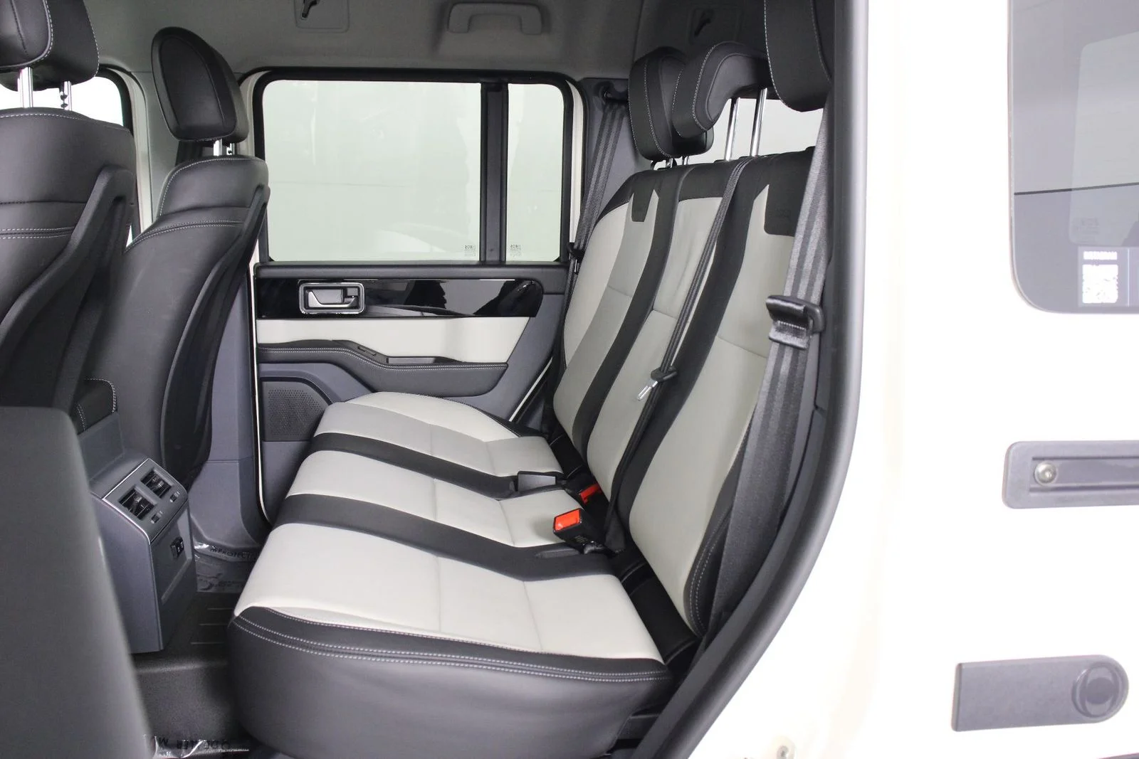 Certified Used 2025 Scottish White INEOS Fieldmaster Edition image 30