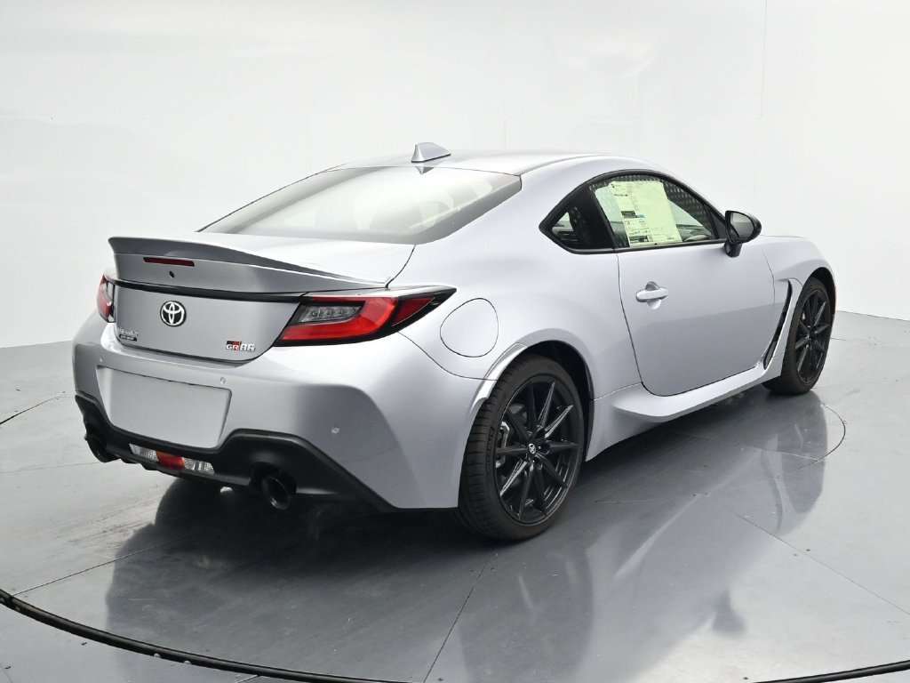 2026 Toyota GR86 Premium - Photo 7