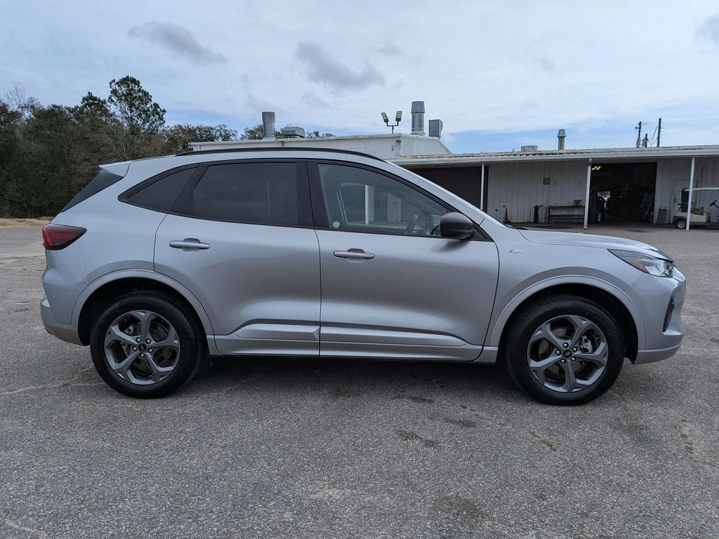 Used 2024 Silver Ford ST-Line image 6