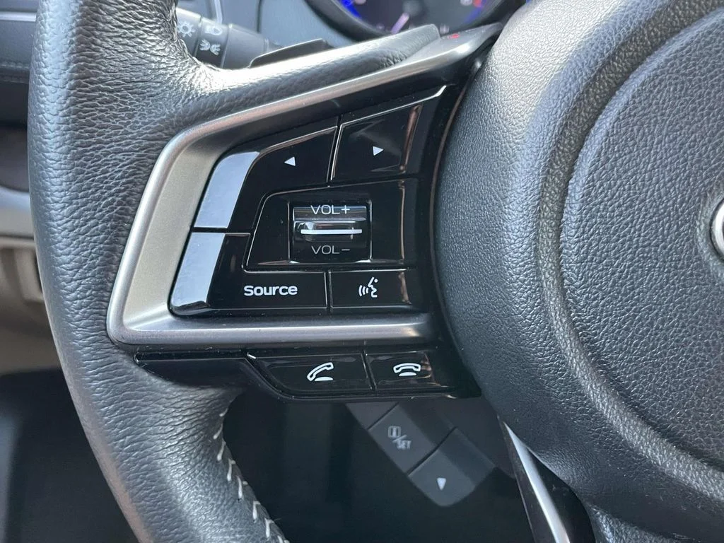 Used 2019 Crystal Black Silica Subaru Limited image 11