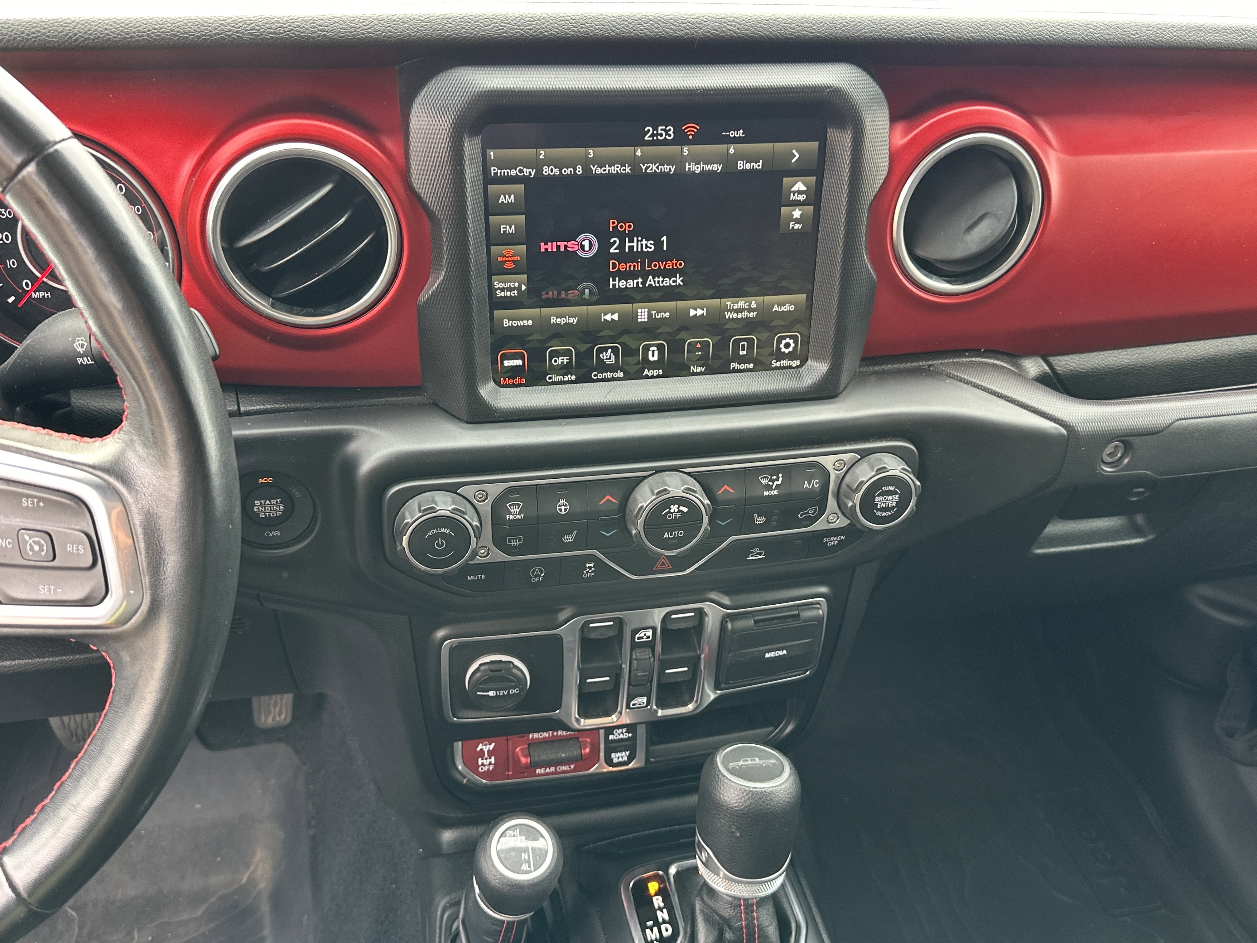 Used 2021 Hydro Blue Pearlcoat Jeep Rubicon image 20
