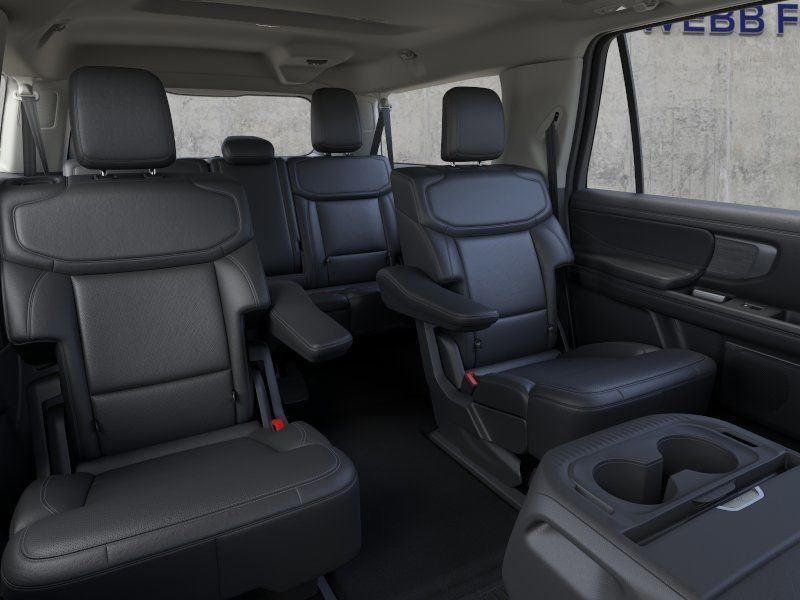 New 2026 Star White Metallic Tri-Coat Ford MAX Platinum® image 12