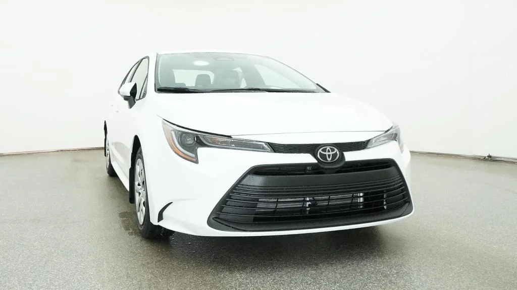 New 2027 Ice Cap Toyota LE image 7
