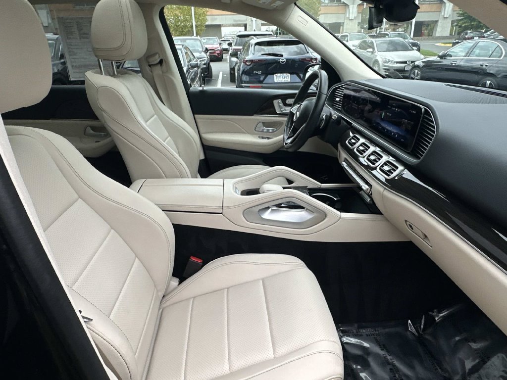 Certified Used 2024 Obsidian Black Metallic Mercedes-Benz GLE 350 image 11