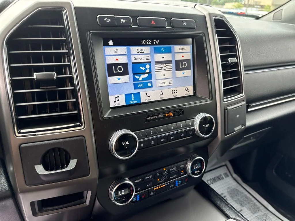 Used 2019 Stone Gray Metallic Ford XLT image 18