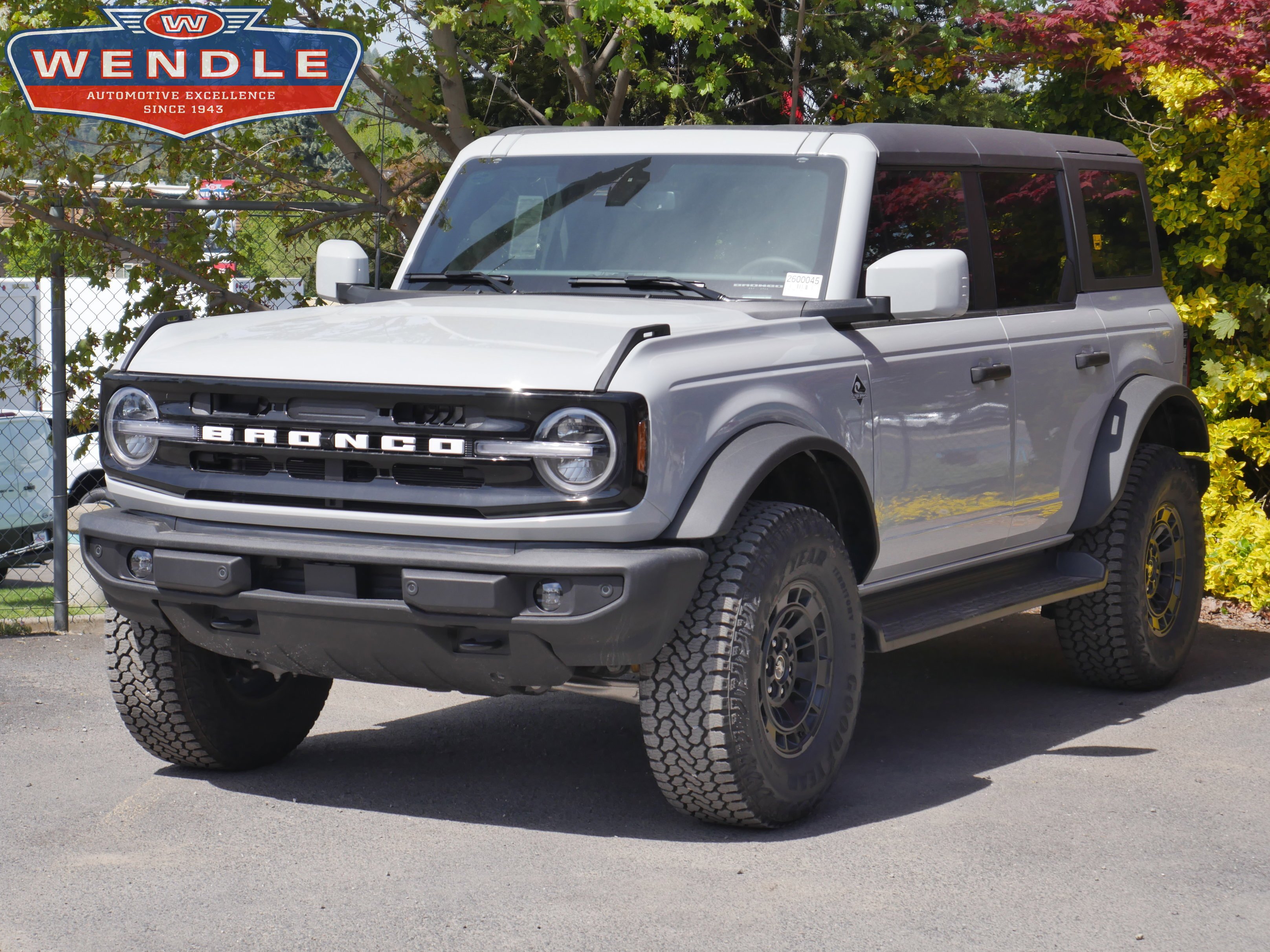 2026 Ford Bronco Outer Banks 4x4's photo