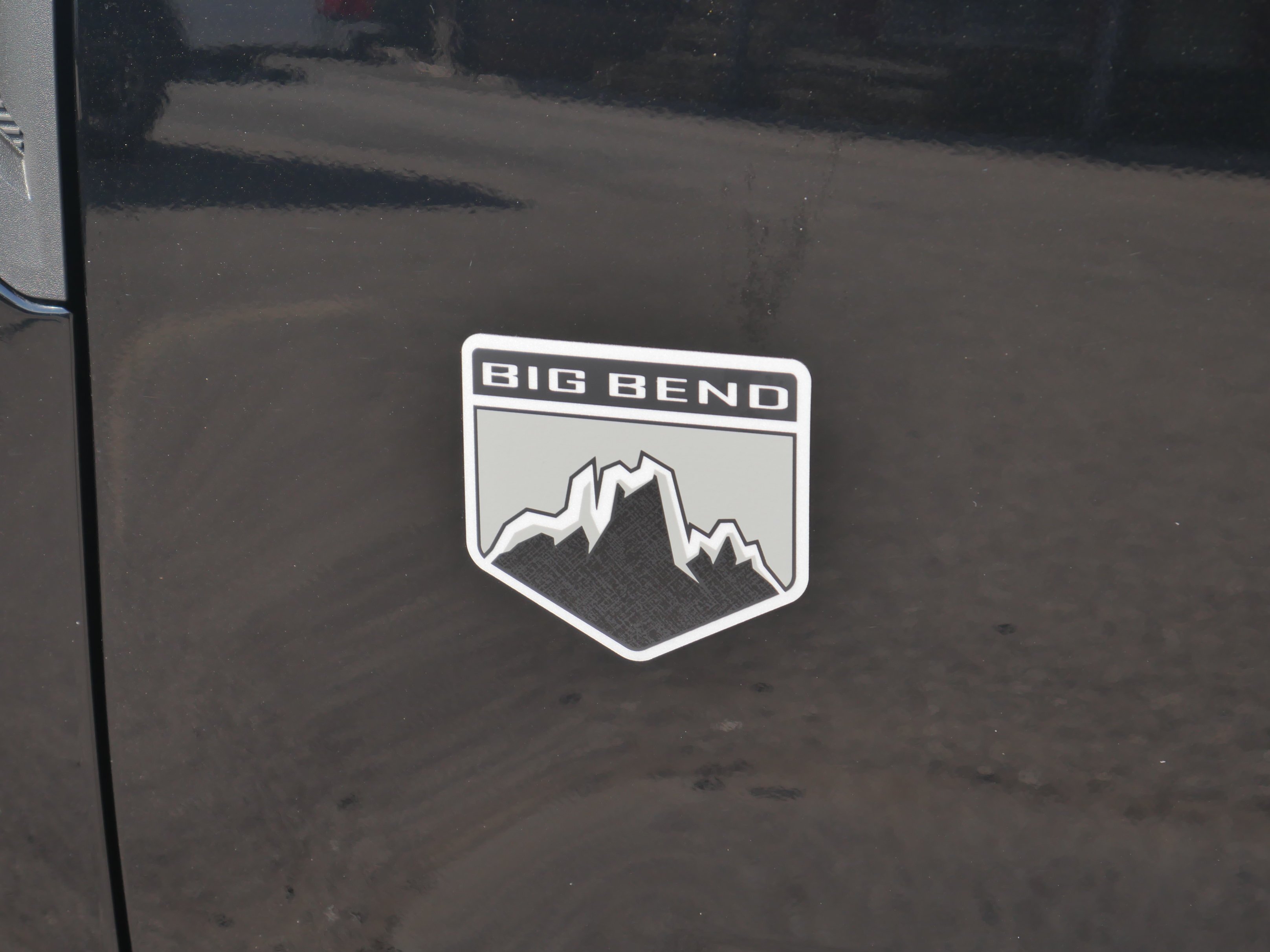 New 2026 Shadow Black Ford Big Bend image 18