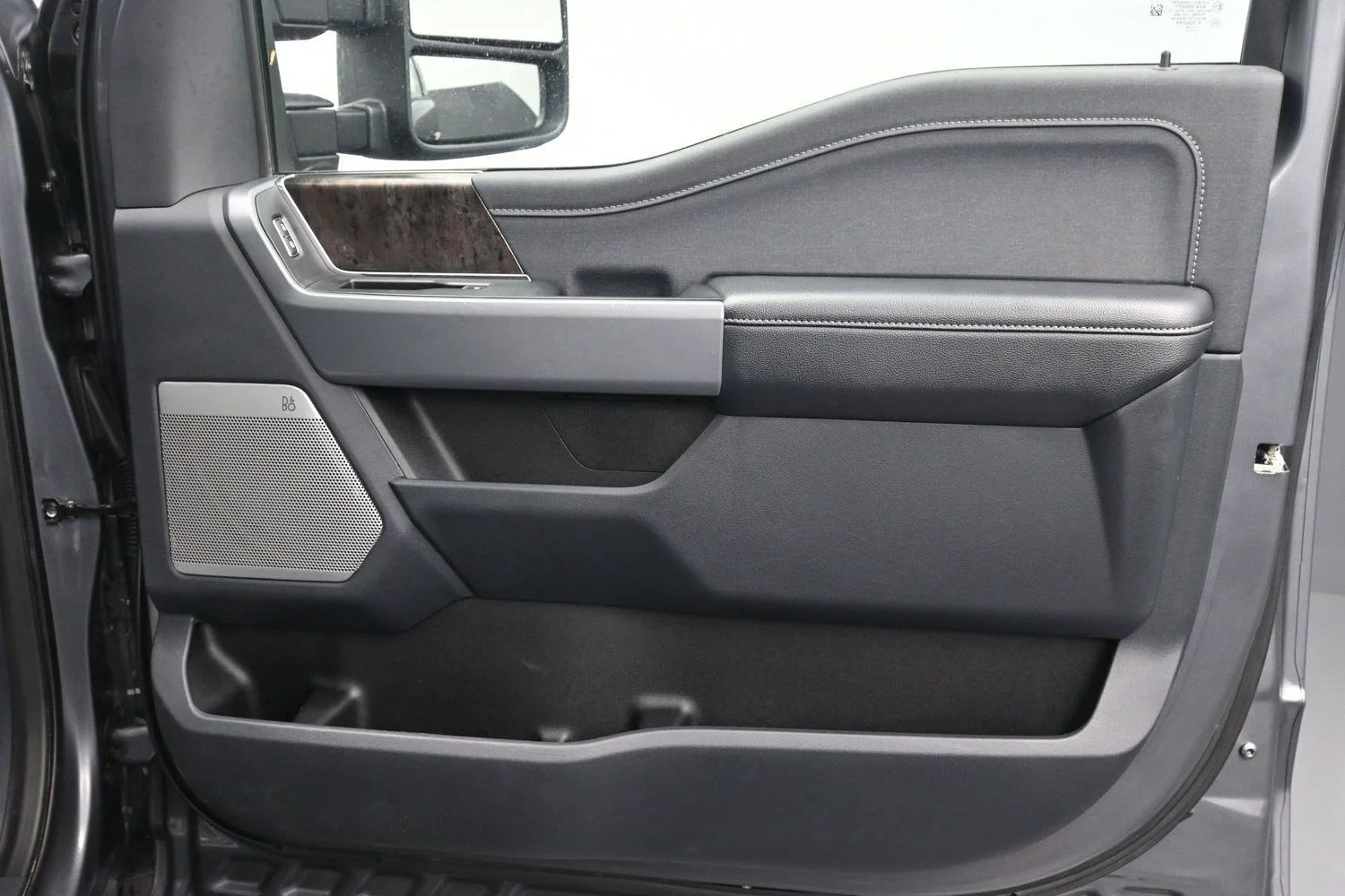 Used 2024 Carbonized Gray Ford LARIAT image 10