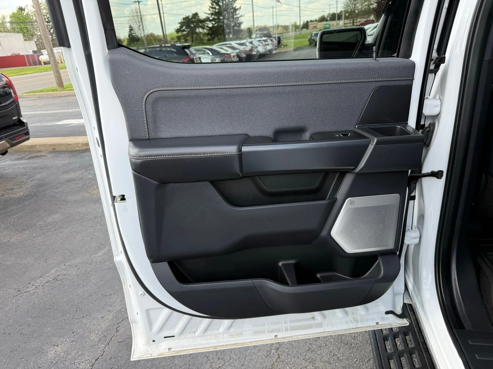 Used 2023 Oxford White Ford Raptor image 51