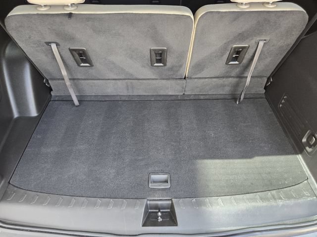 Used 2023 Summit White Chevrolet LS image 31
