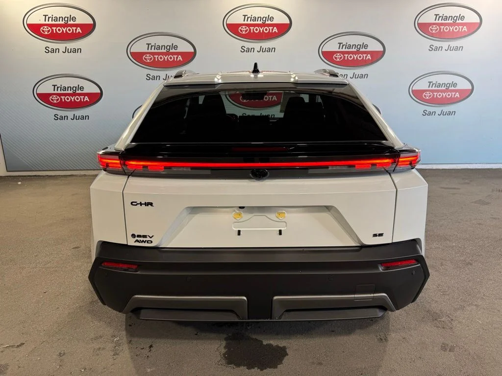 New 2026 Off-white Toyota  image 5