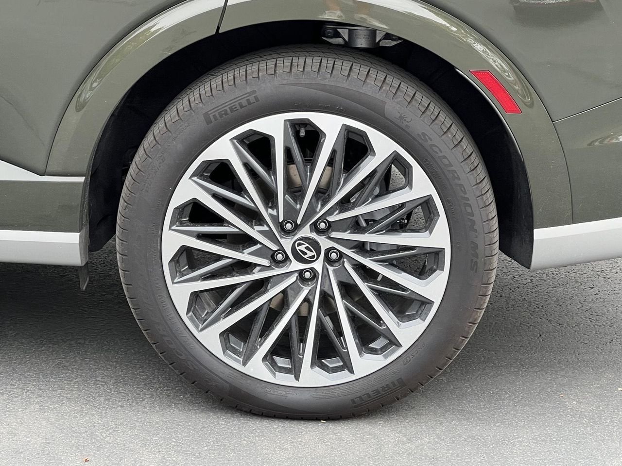 New 2026 Titan Charcoal Pearl Hyundai Calligraphy image 14
