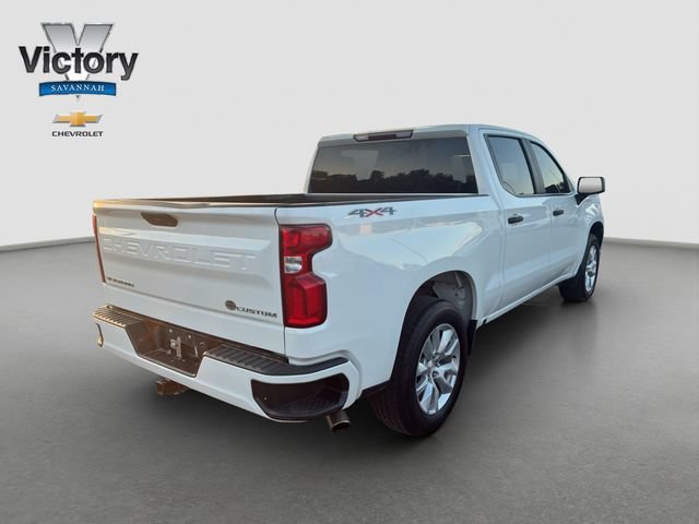 Used 2019 SUMMIT WHITE Chevrolet Custom image 7