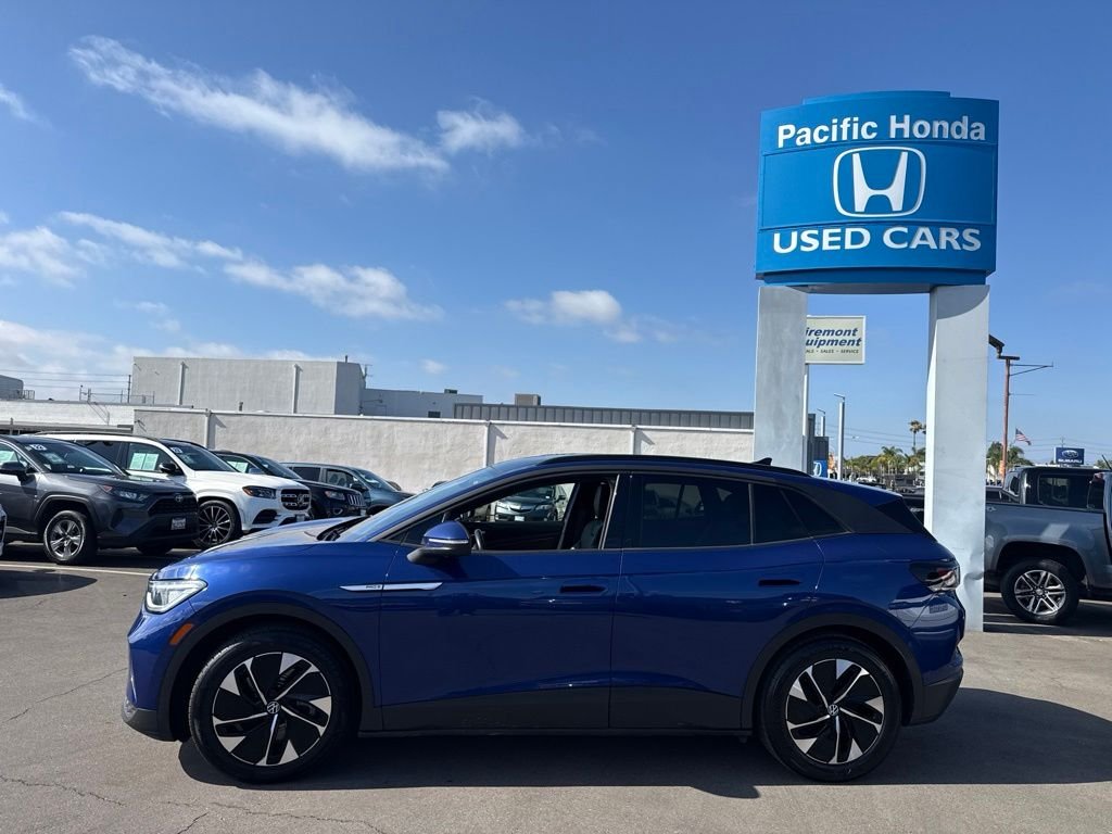 Used 2021 Blue Metallic Volkswagen Pro S image 2