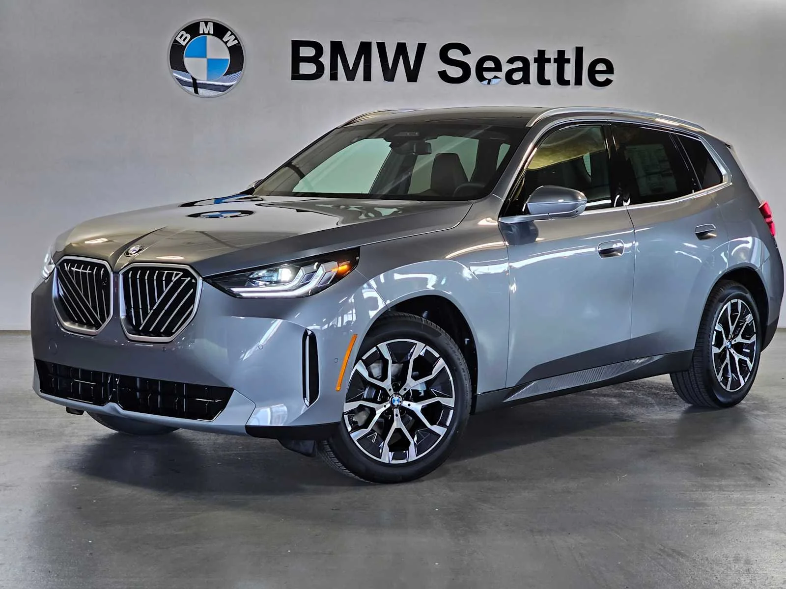 2026 BMW X3 30 XDRIVE's photo