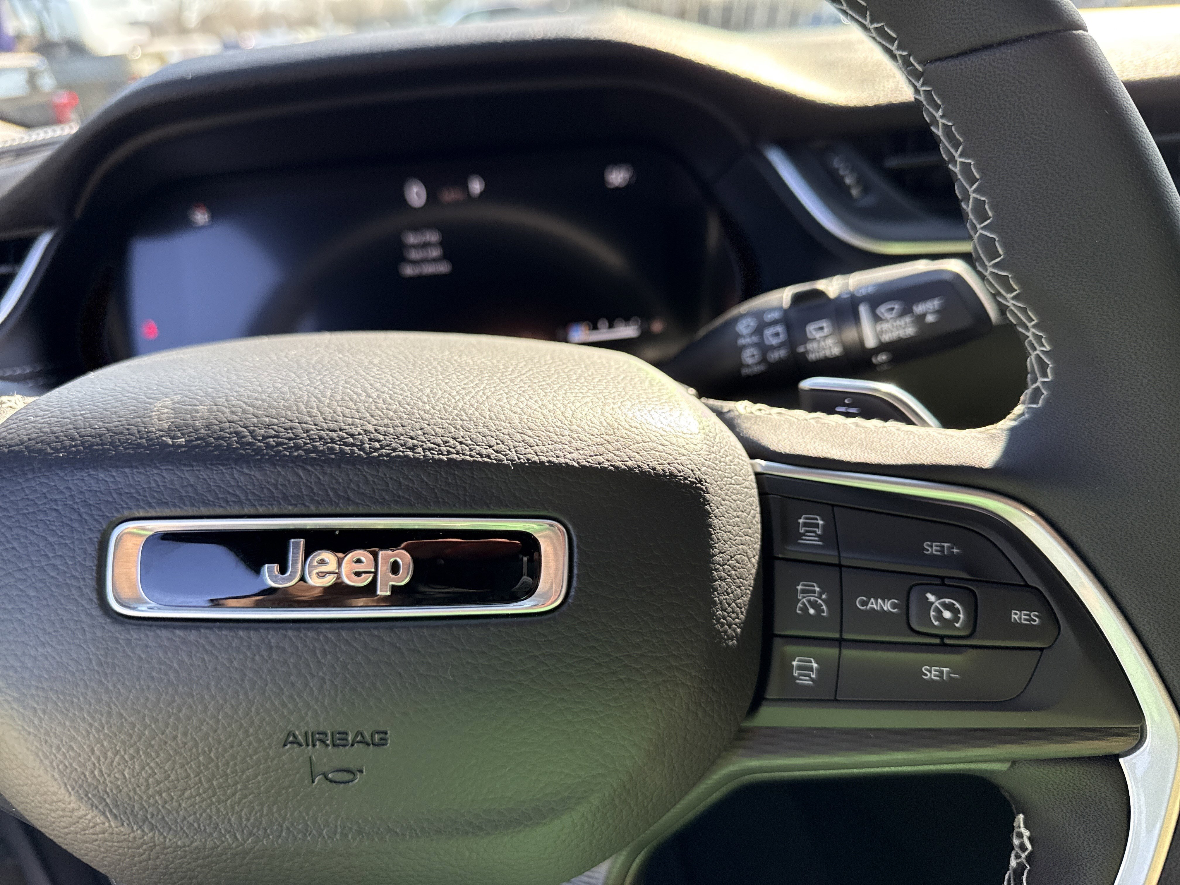 New 2025 Silver Zynith Jeep Altitude image 26