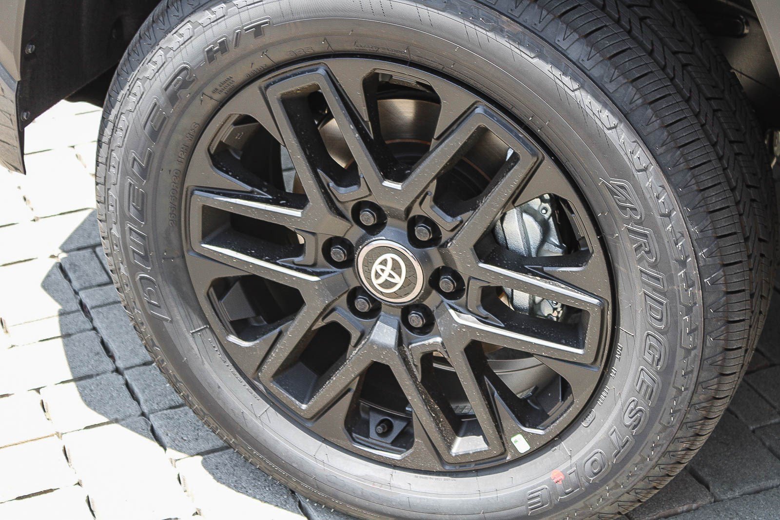 Photo 12