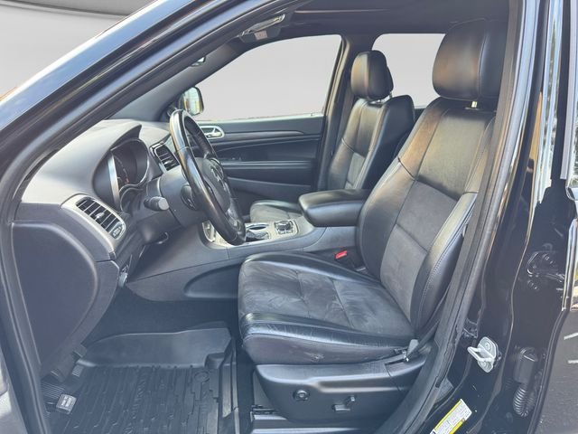 Used 2021 Black Jeep Laredo X image 10
