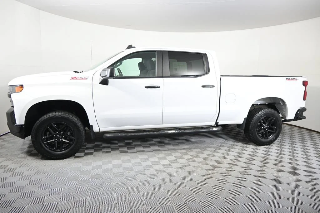 Used 2021 Chevrolet Silverado 1500 Custom Trail Boss with VIN 3GCPYCEF8MG251100 for sale in Forest Lake, Minnesota