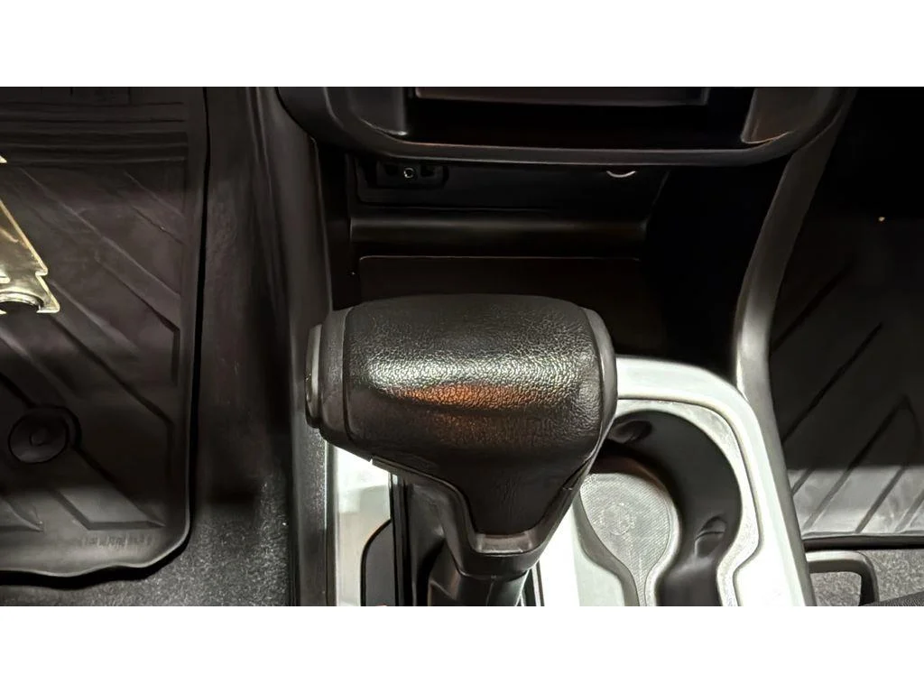 Used 2020 Summit White Chevrolet LT image 27