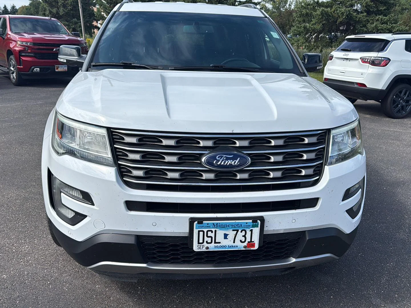 Used 2017 Ruby Red Metallic Tinted Clearcoat Ford XLT image 8