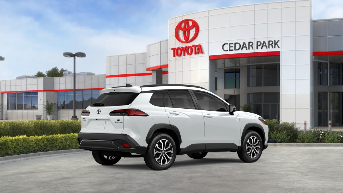 New 2026 Wind Chill Pearl Toyota Hybrid SE image 10