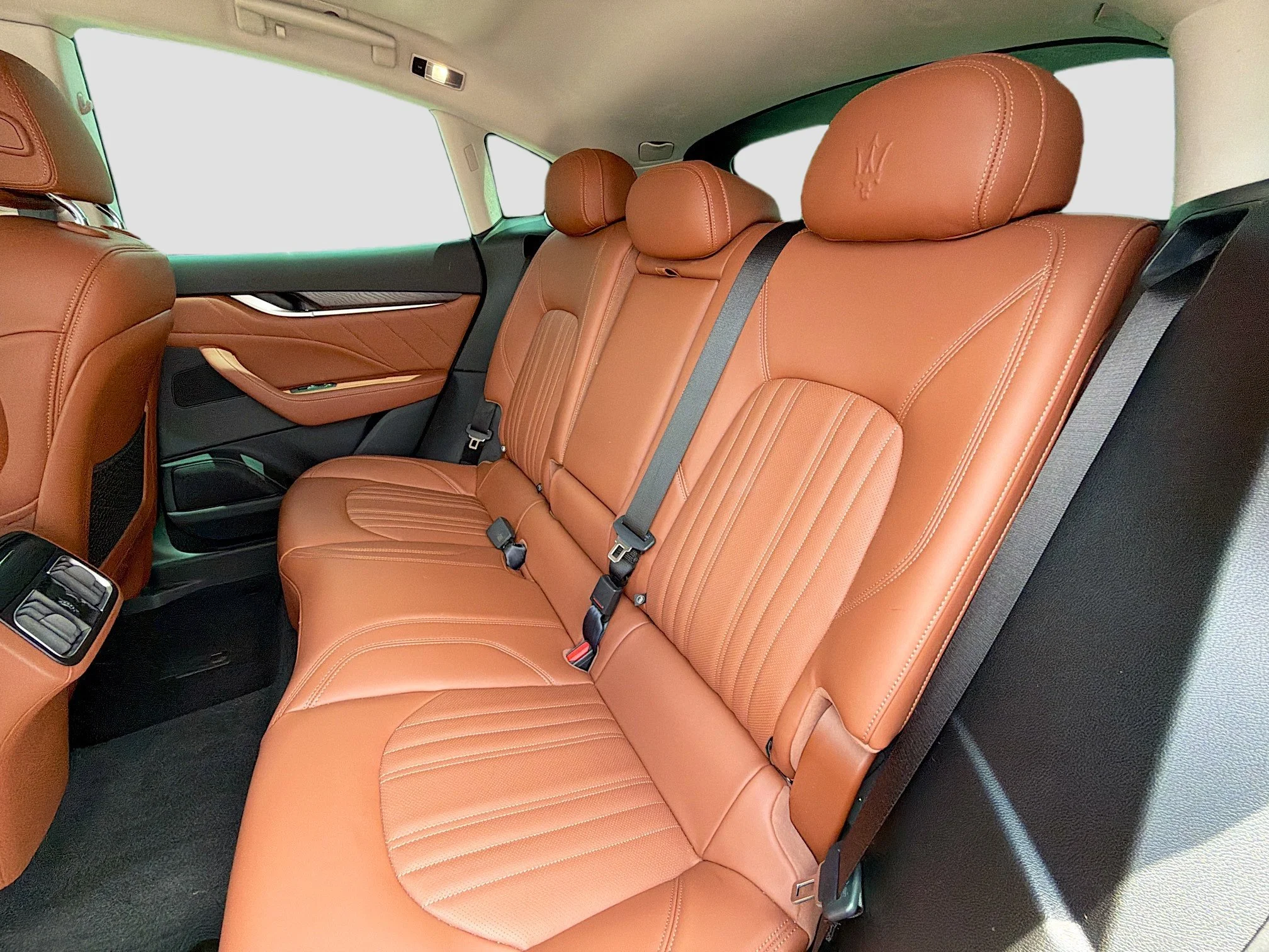 Used 2022 Nero Ribelle Metallic Maserati Modena image 21