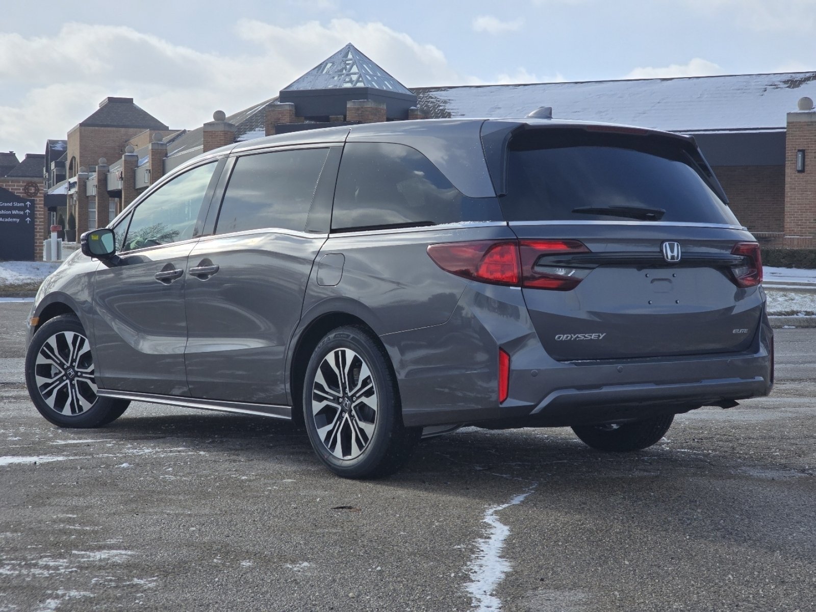 2026 Honda Odyssey Elite - Photo 17
