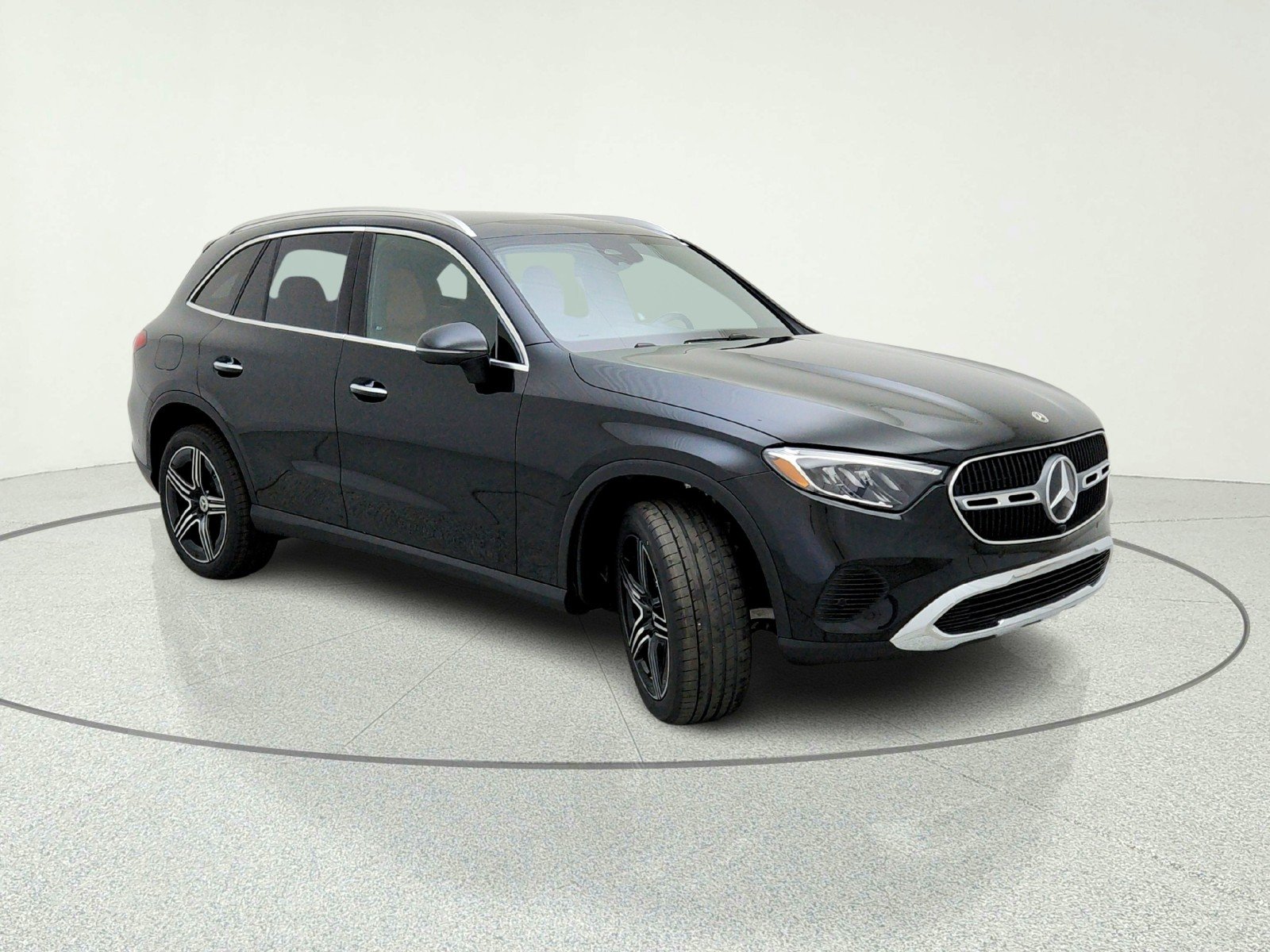 New 2026 Black Mercedes-Benz GLC 300 SUV image 5