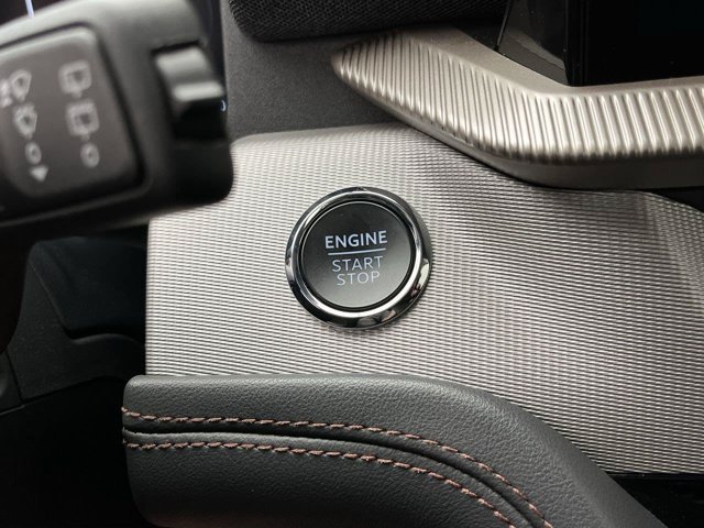 Used 2025 Carbonized Gray Ford Active image 29