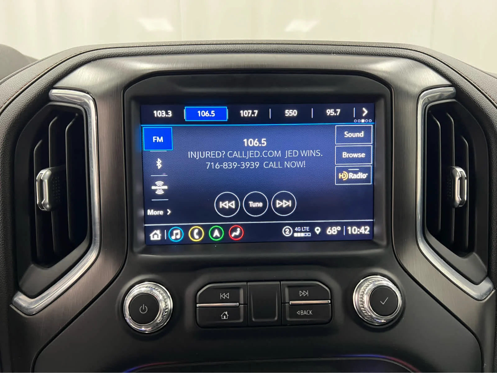 Used 2021 Dark Sky Metallic GMC AT4 image 18
