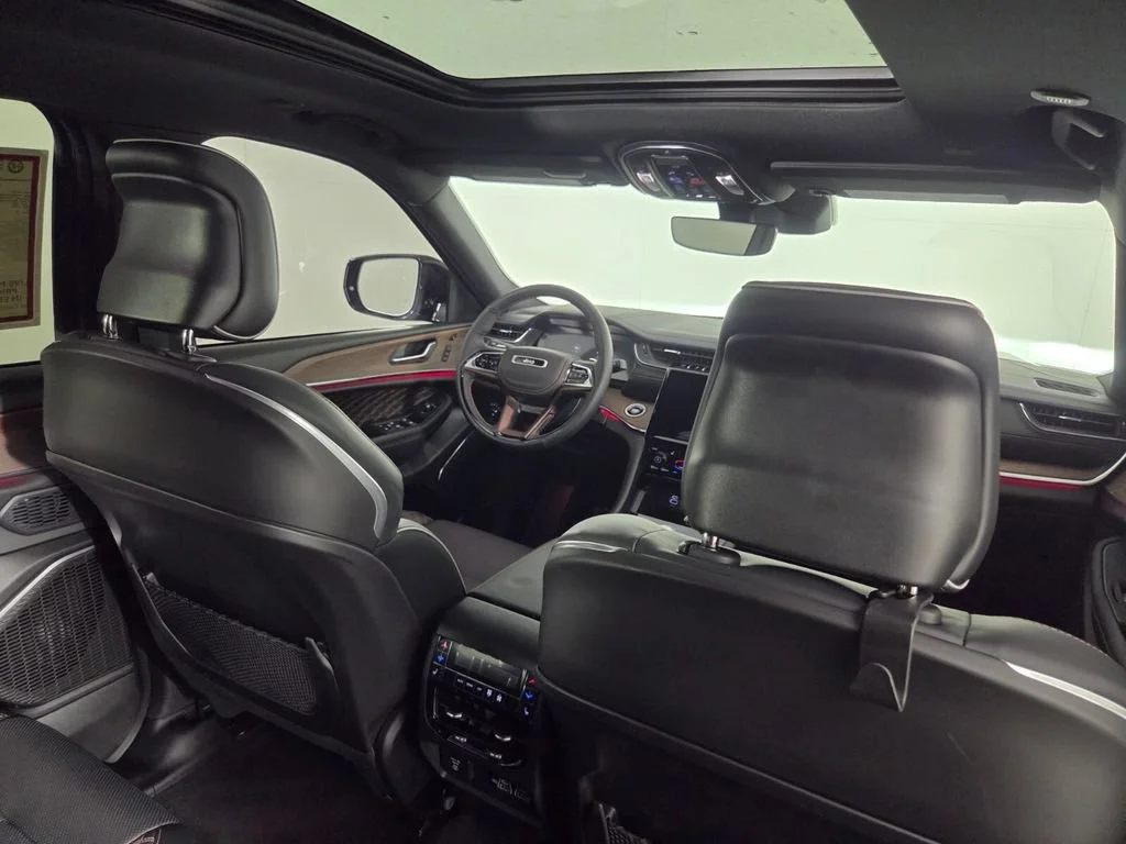 2025 Jeep Grand Cherokee Summit - Photo 30