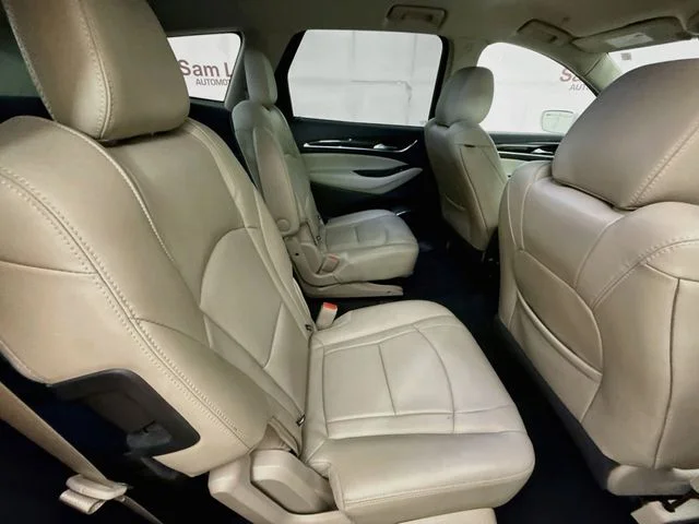 Certified Used 2018 White Frost Tri-Coat Buick Essence image 27