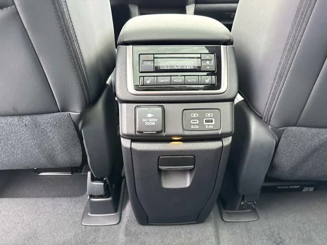 New 2026 ICE SILVER METALLIC Subaru Touring 7-Passenger image 64