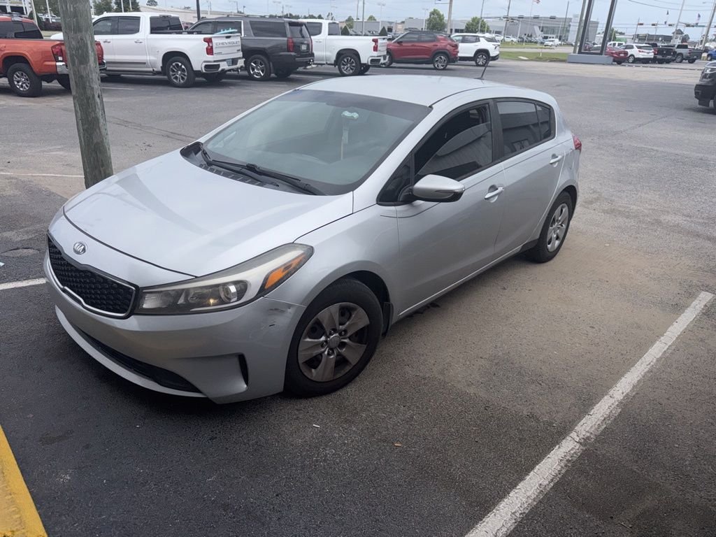 Used 2017 Silver Kia LX image 3