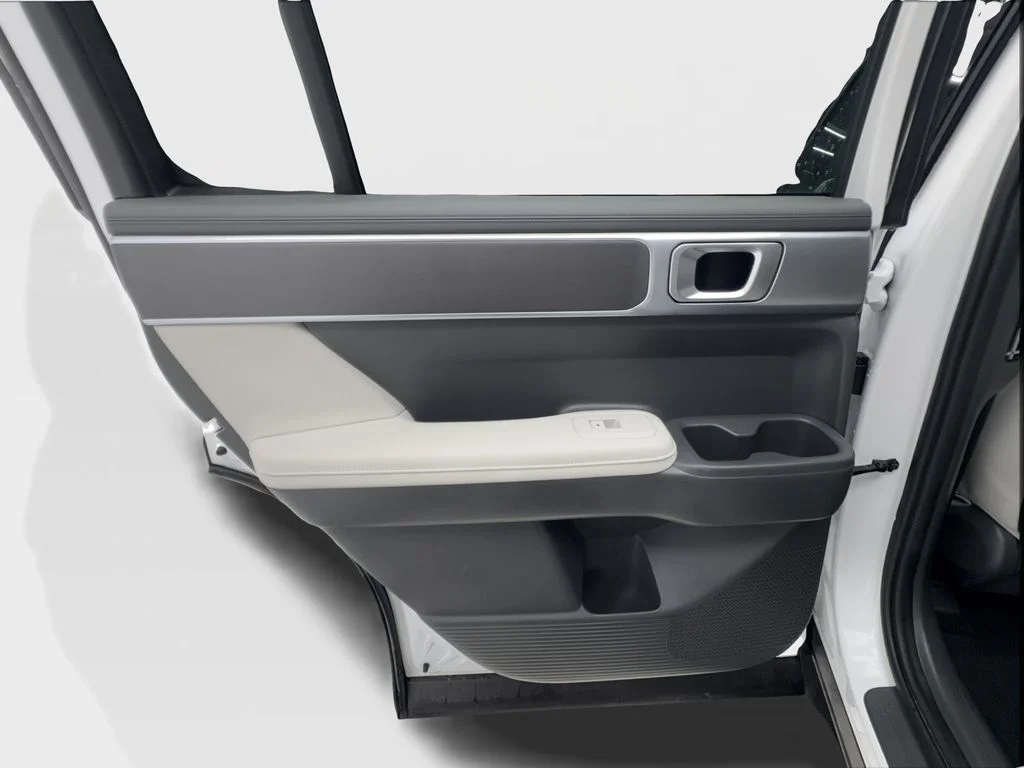 Used 2026 White Hyundai SEL image 28