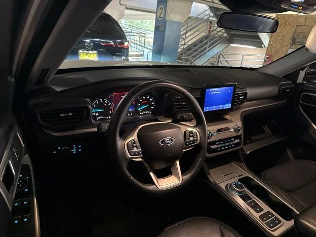 Used 2023 White Ford XLT image 6