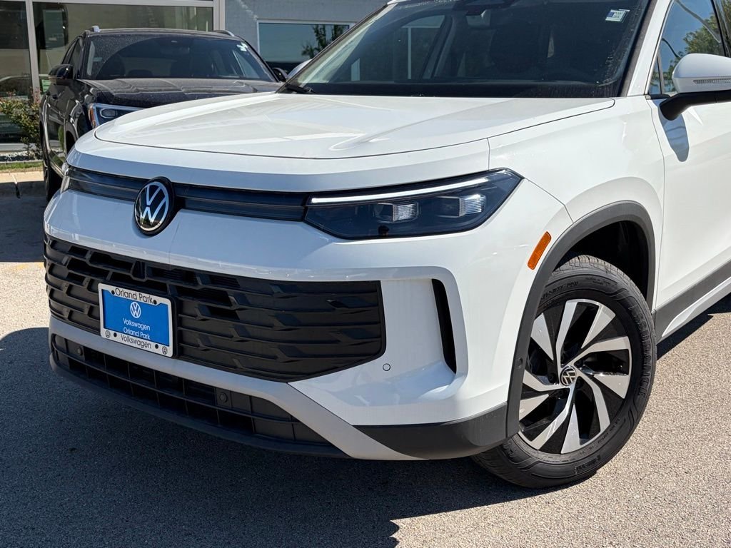 New 2026 Pure White Volkswagen 2.0T S image 2