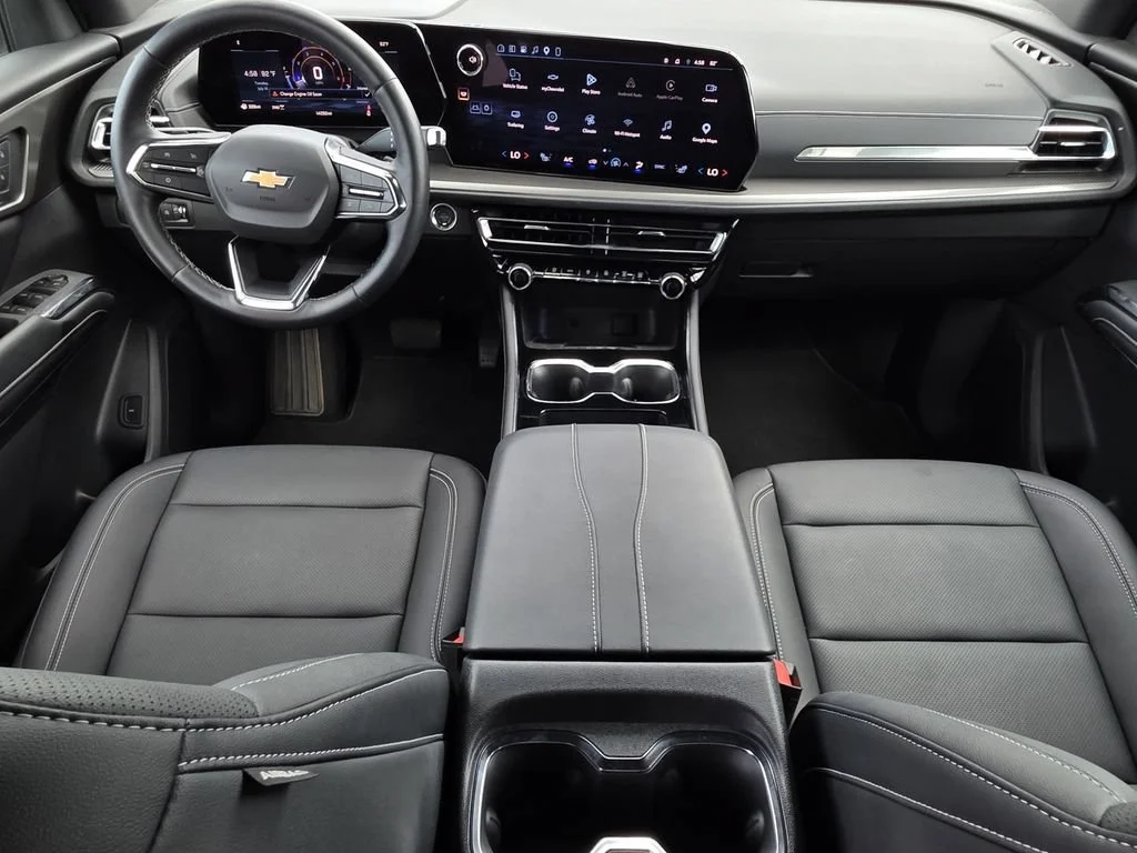 Used 2026 Sterling Gray Metallic Chevrolet LT image 18