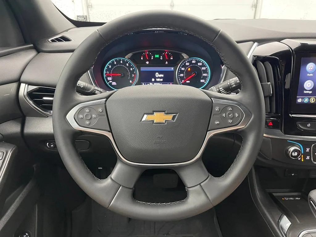 Used 2023 Northsky Blue Metallic Chevrolet LT Cloth image 20