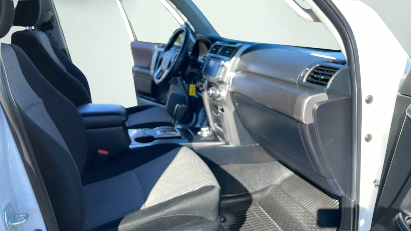 Certified Used 2017 White Toyota SR5 image 20