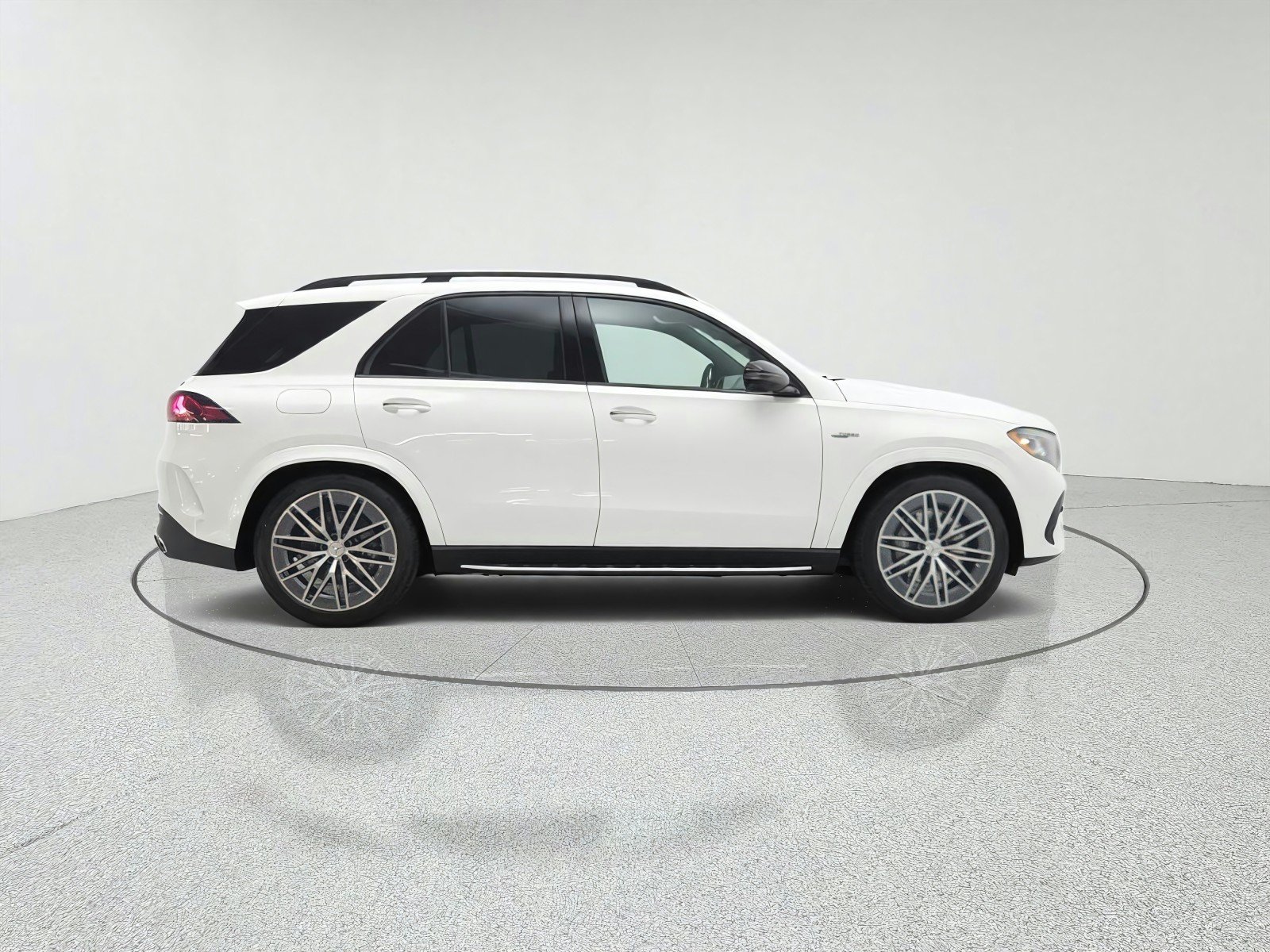 New 2027 Polar White Mercedes-Benz AMG® GLE 53e 4MATIC+ SUV image 4