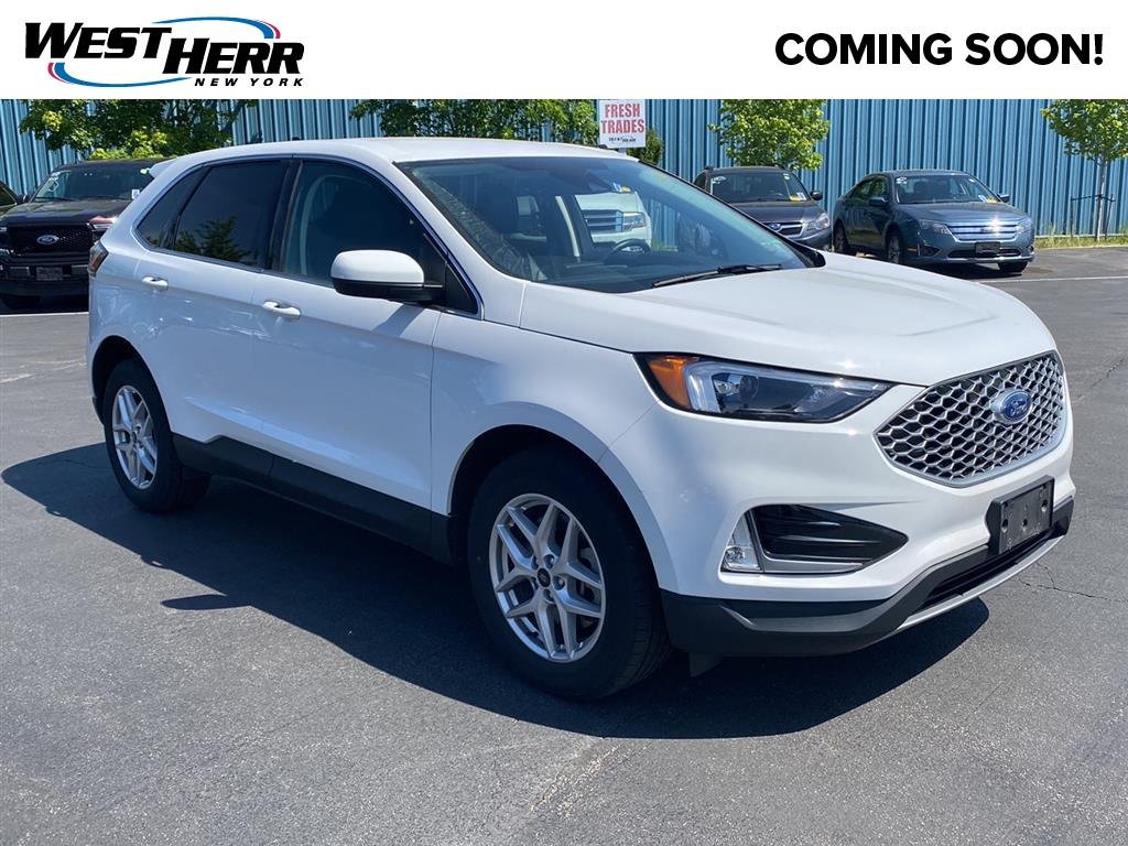 Used 2023 Oxford White Ford SEL image 1