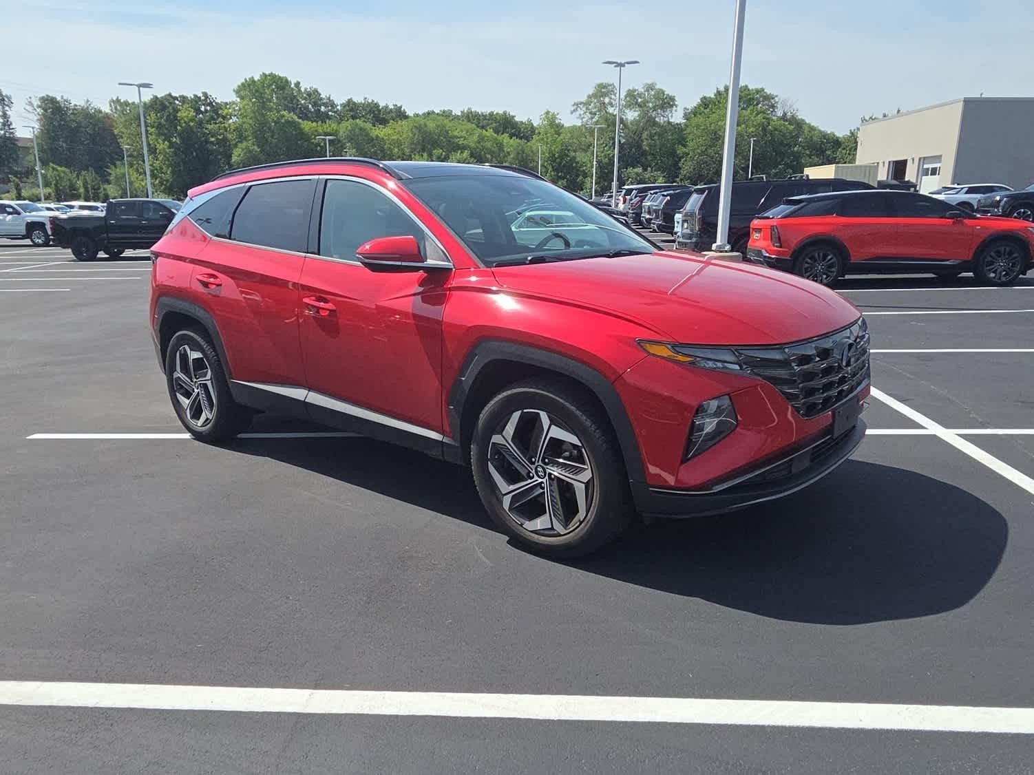 Used 2022 Hyundai Tucson Limited with VIN 5NMJECAE7NH027687 for sale in Vadnais Heights, MN