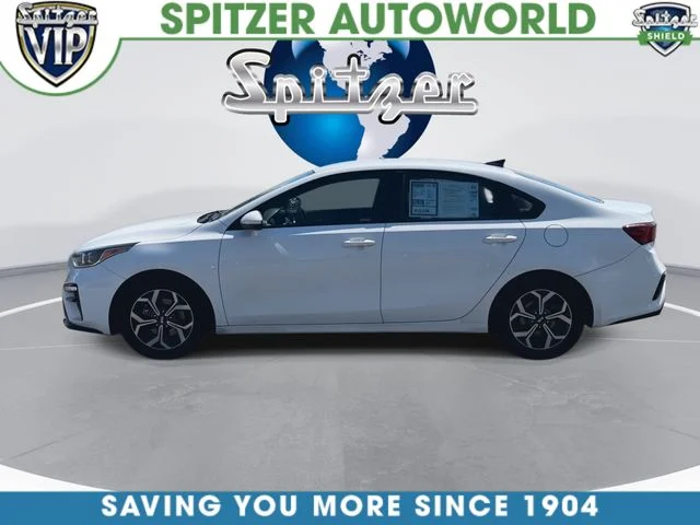 Used 2021 White Kia LXS image 6