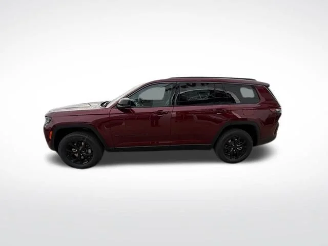 New 2026 Velvet Red Pearl-Coat Exterior Paint Jeep Altitude image 2