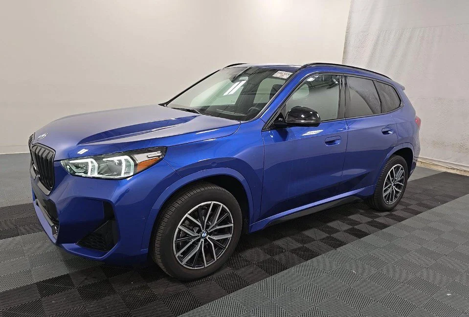 2023 BMW X1 28i