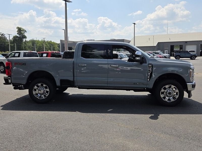 New 2026 Glacier Gray Metallic Tri-Coat Ford F-250® King Ranch® image 15