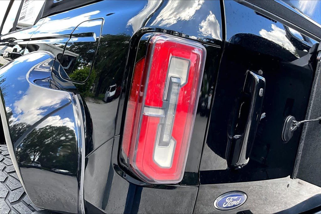 Used 2022 Black Ford Outer Banks image 29