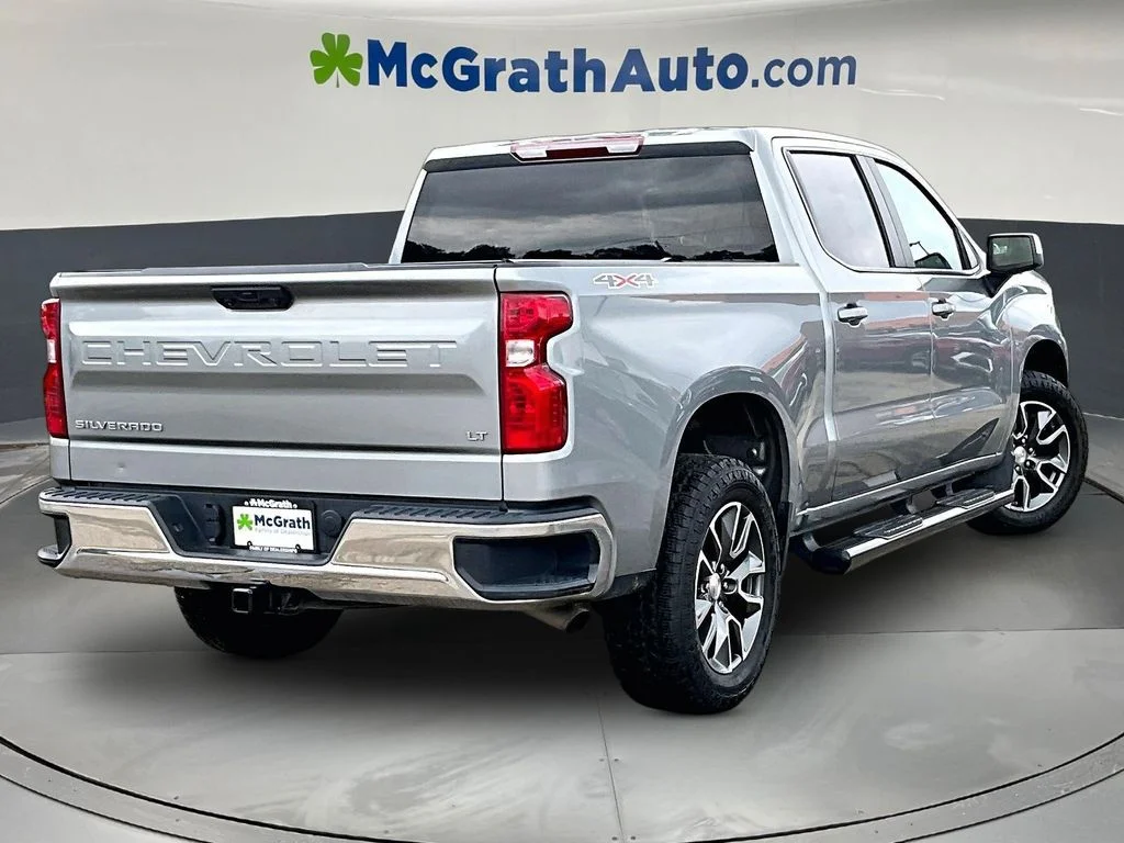 Used 2023 Gray Chevrolet LT image 7